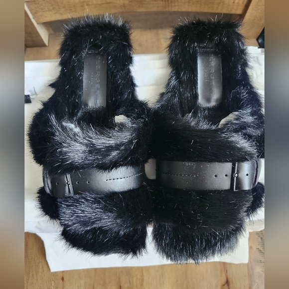 Robert Clergerie Irina Black Faux Fur Sandals Sz 6 - Picture 1 of 8